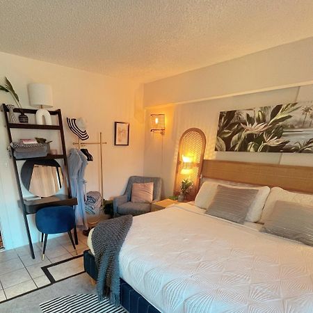 הונולולו Seashore Waikiki Studio 1 Block From A Beach No Resort Fees מראה חיצוני תמונה