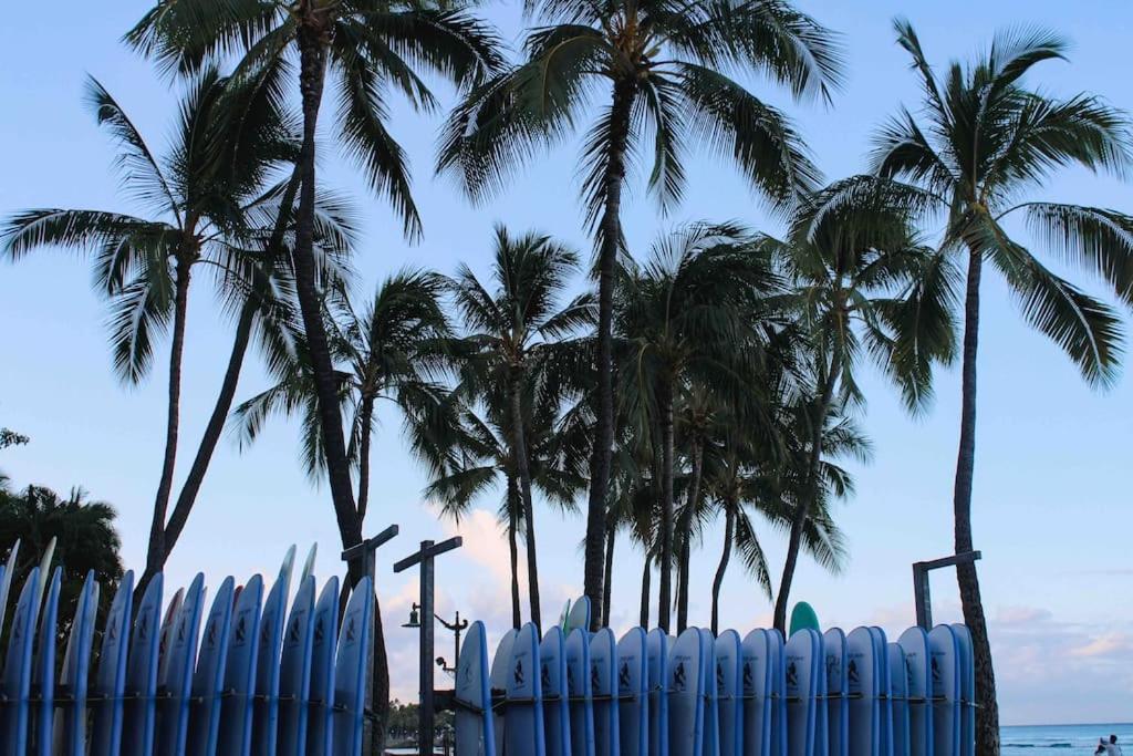 הונולולו Seashore Waikiki Studio 1 Block From A Beach No Resort Fees מראה חיצוני תמונה
