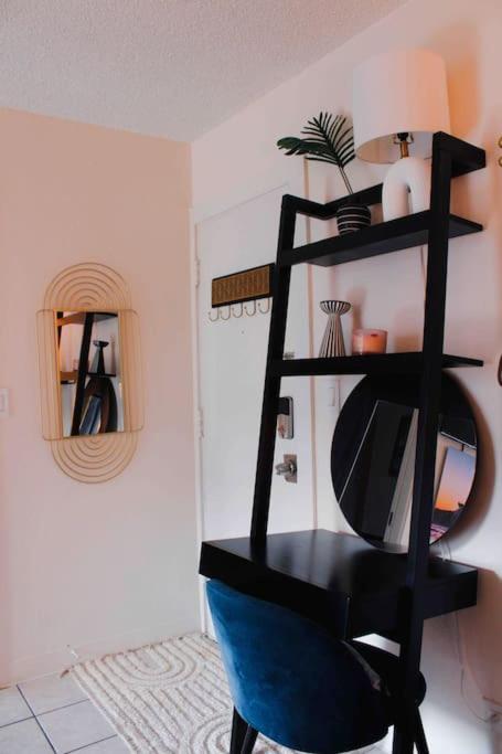 הונולולו Seashore Waikiki Studio 1 Block From A Beach No Resort Fees מראה חיצוני תמונה