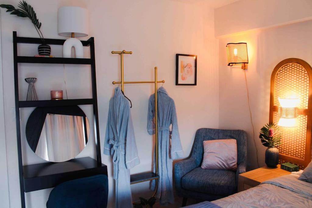 הונולולו Seashore Waikiki Studio 1 Block From A Beach No Resort Fees מראה חיצוני תמונה